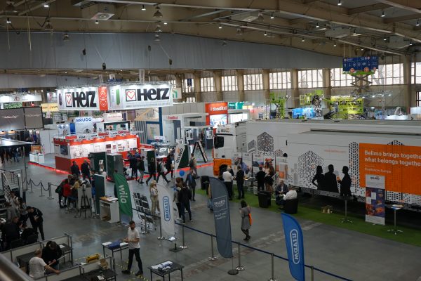 Zdjecie podczas targów GreenPower2022