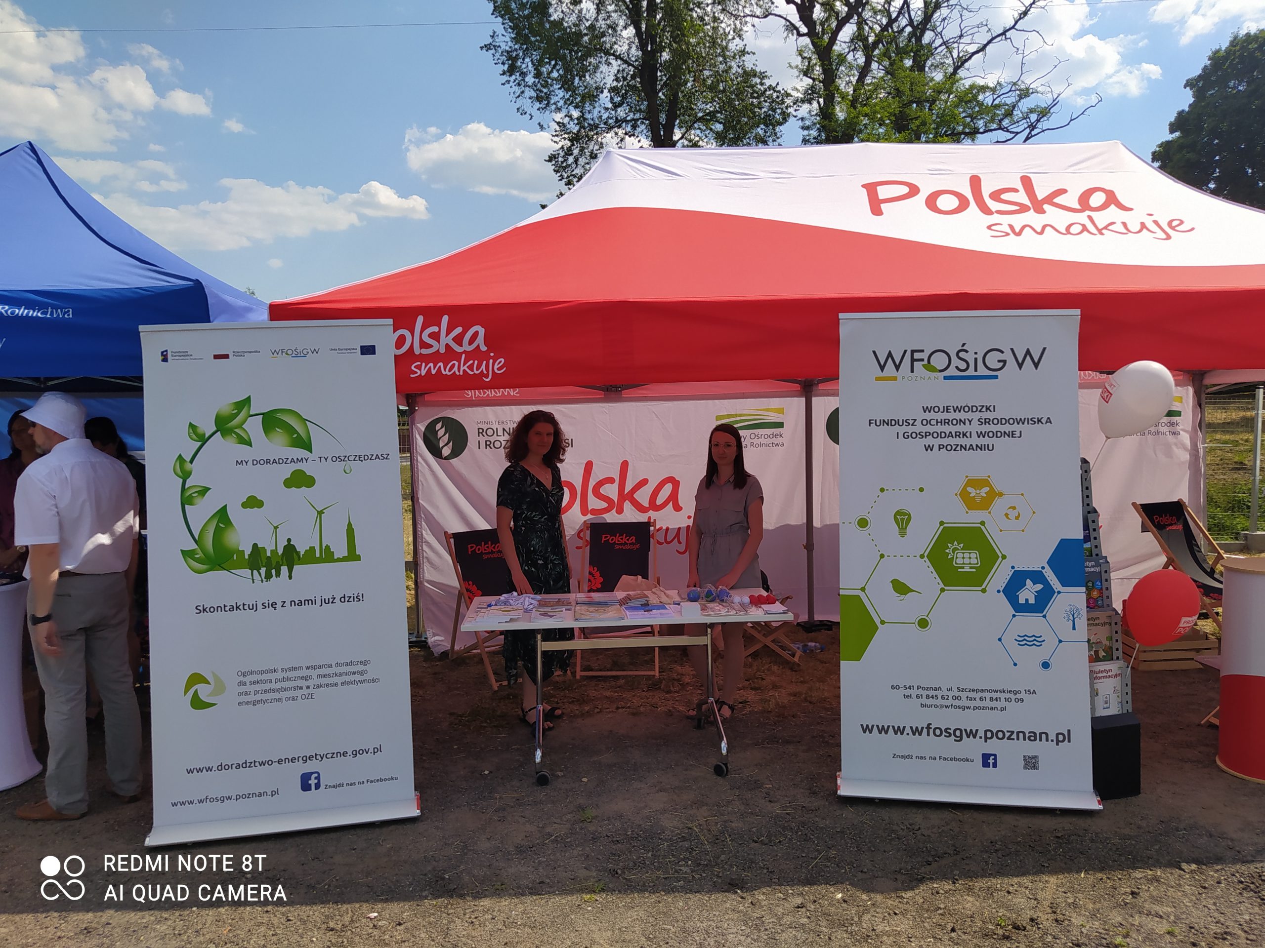 Stoisko wystawiennicze podczas festynu.