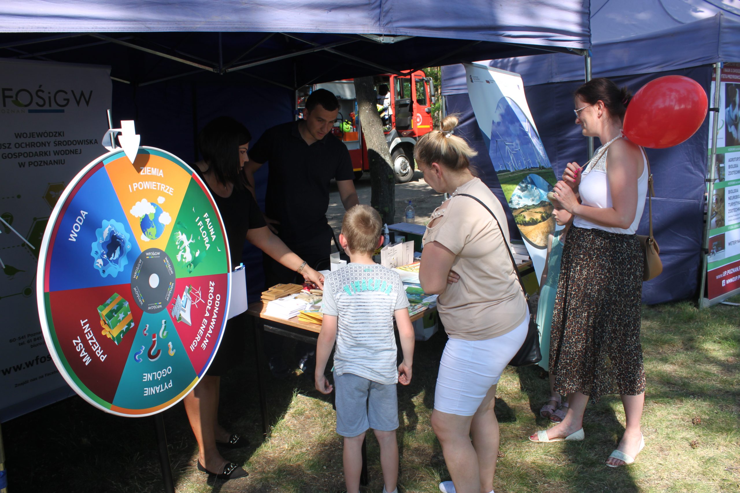 Stoisko podczas pikniku.