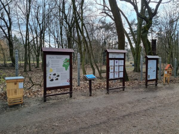 Ścieżka edukacyjna - tablice edukacyjne.