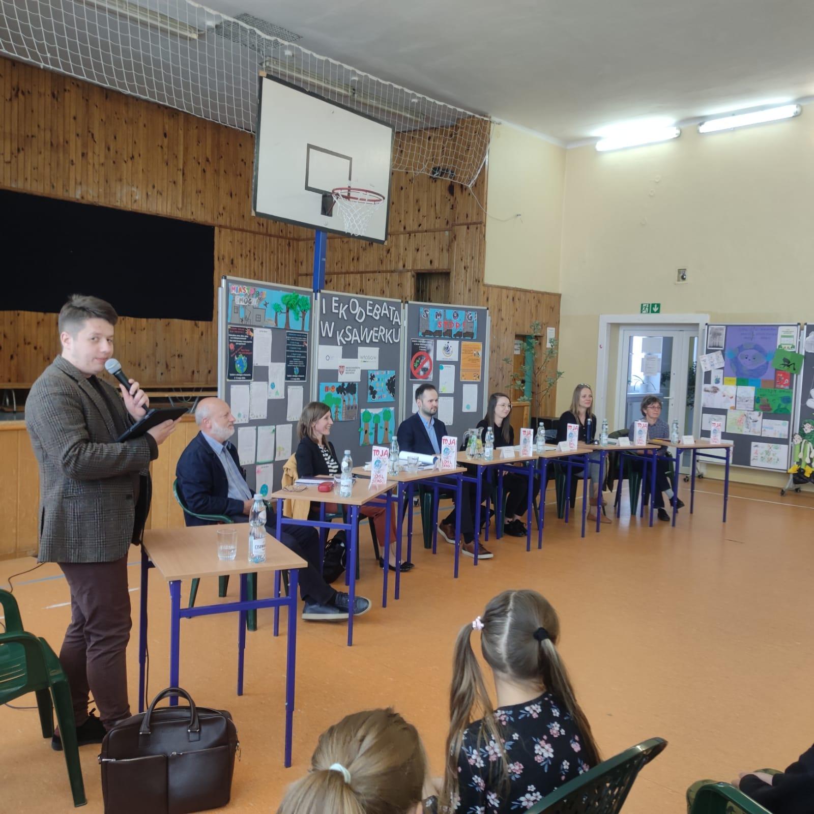 Debata o smogu - stół ekspertów