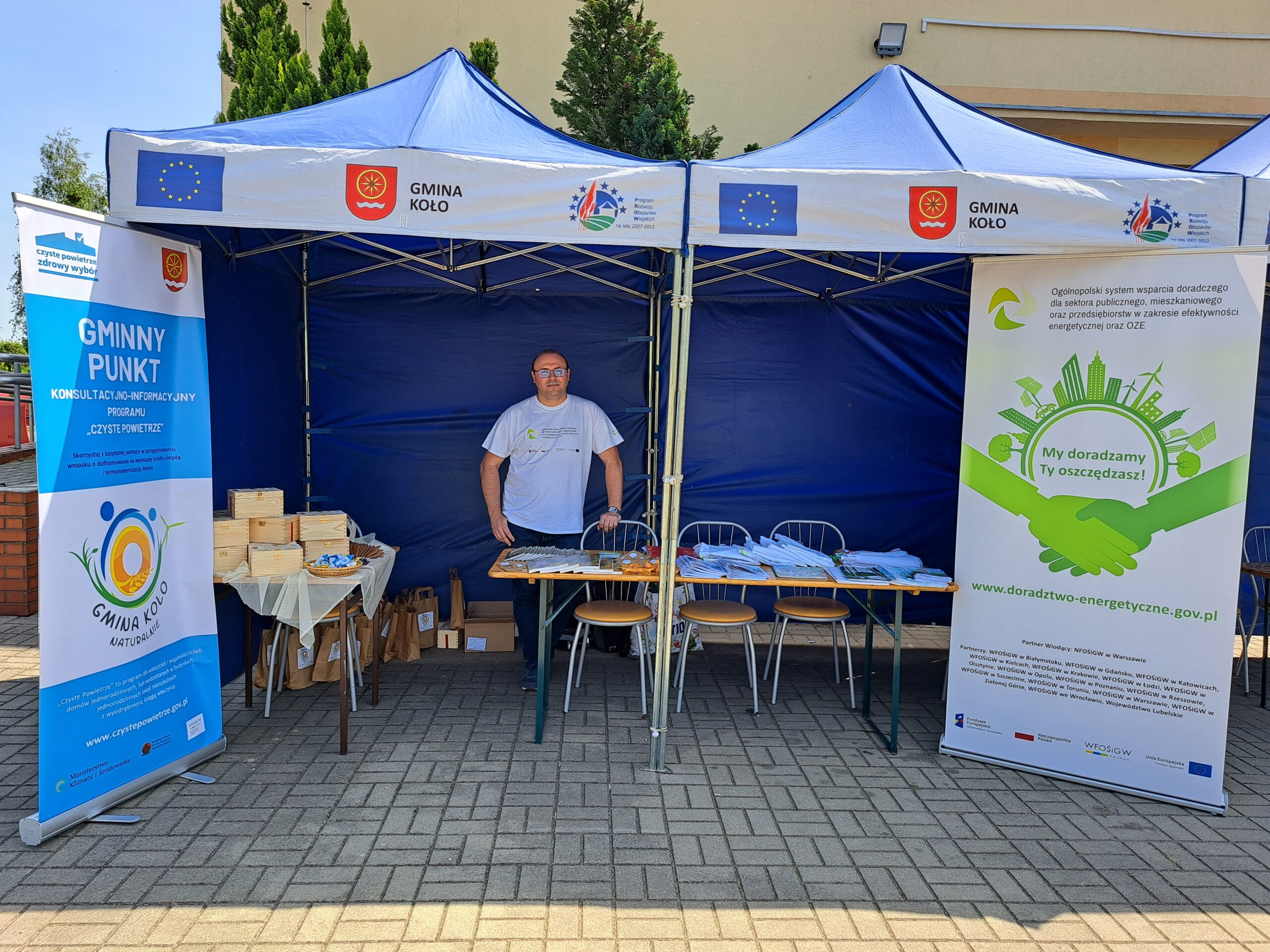 Stoisko WFOŚiGW w Poznaniu podczas Święta Miodu 2023 w gminie Koło.