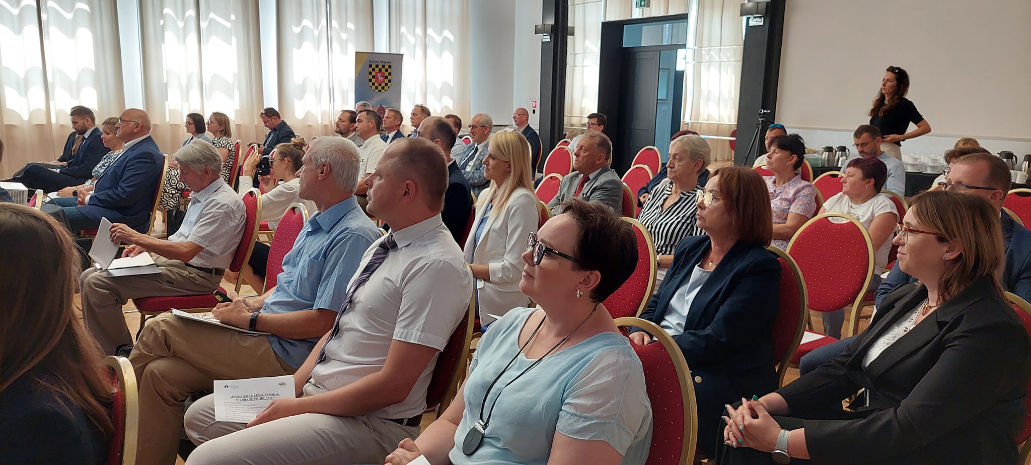 Uczestnicy Konferencji „Pojezierze Leszczyńskie – wybrane problemy” na sali.