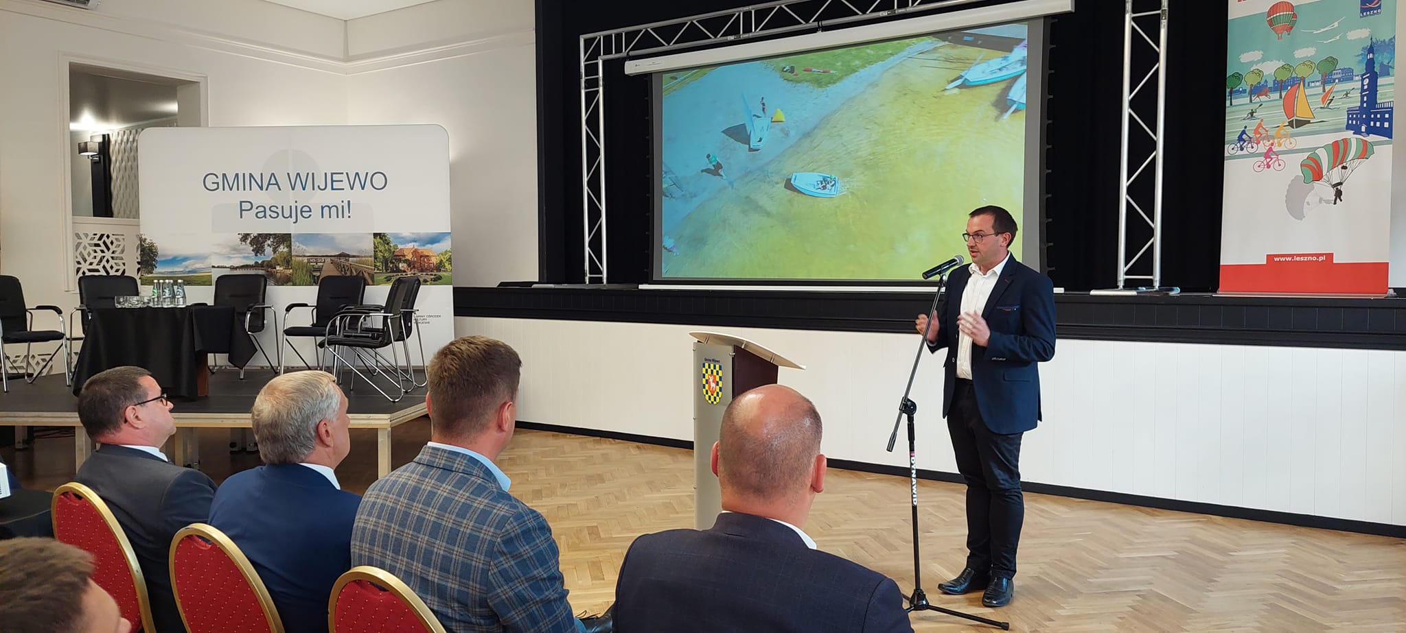 Uczestnicy Konferencji „Pojezierze Leszczyńskie – wybrane problemy” na sali.