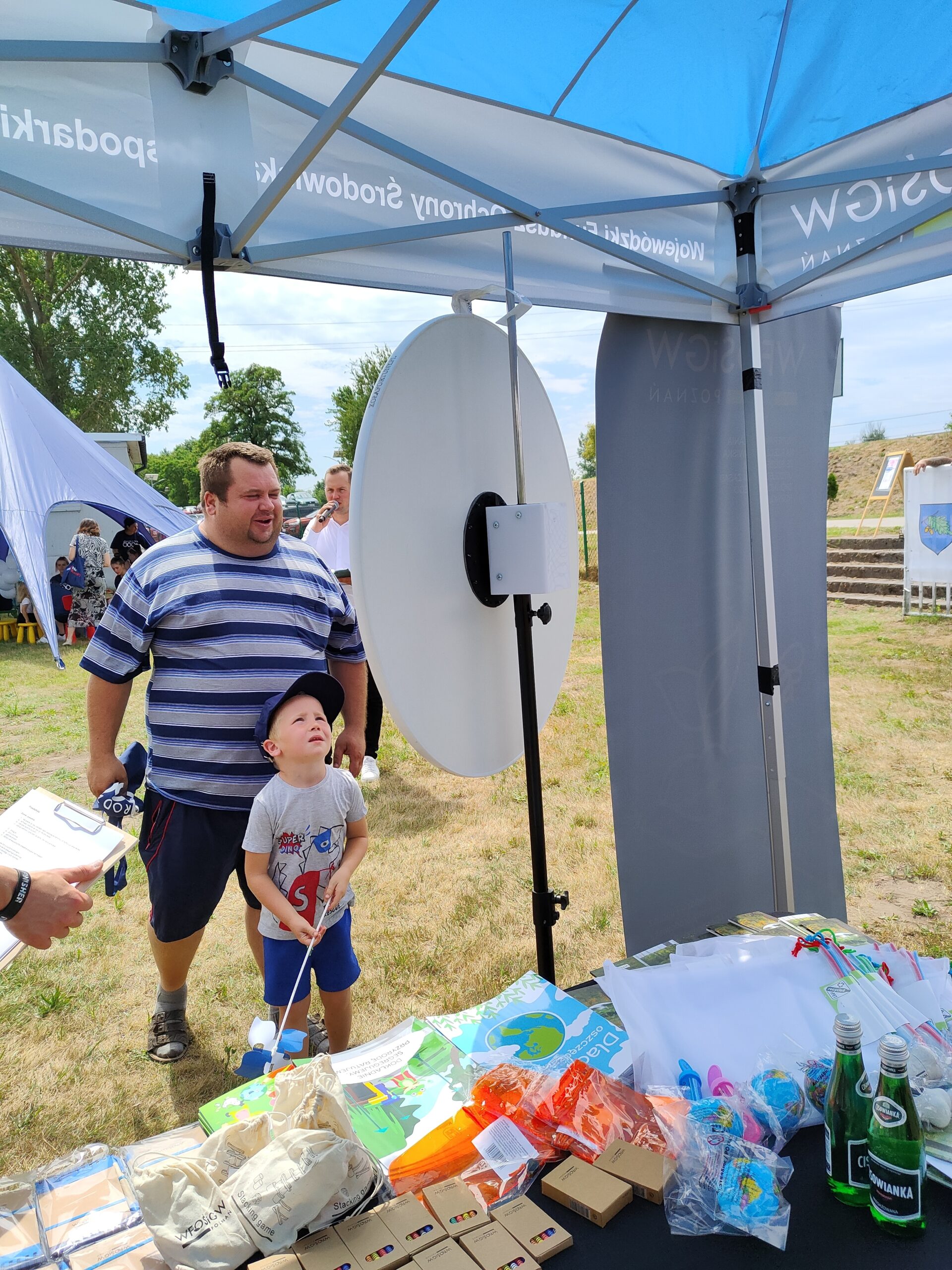 Ekologiczne koło fortuny podczas pikniki 800+