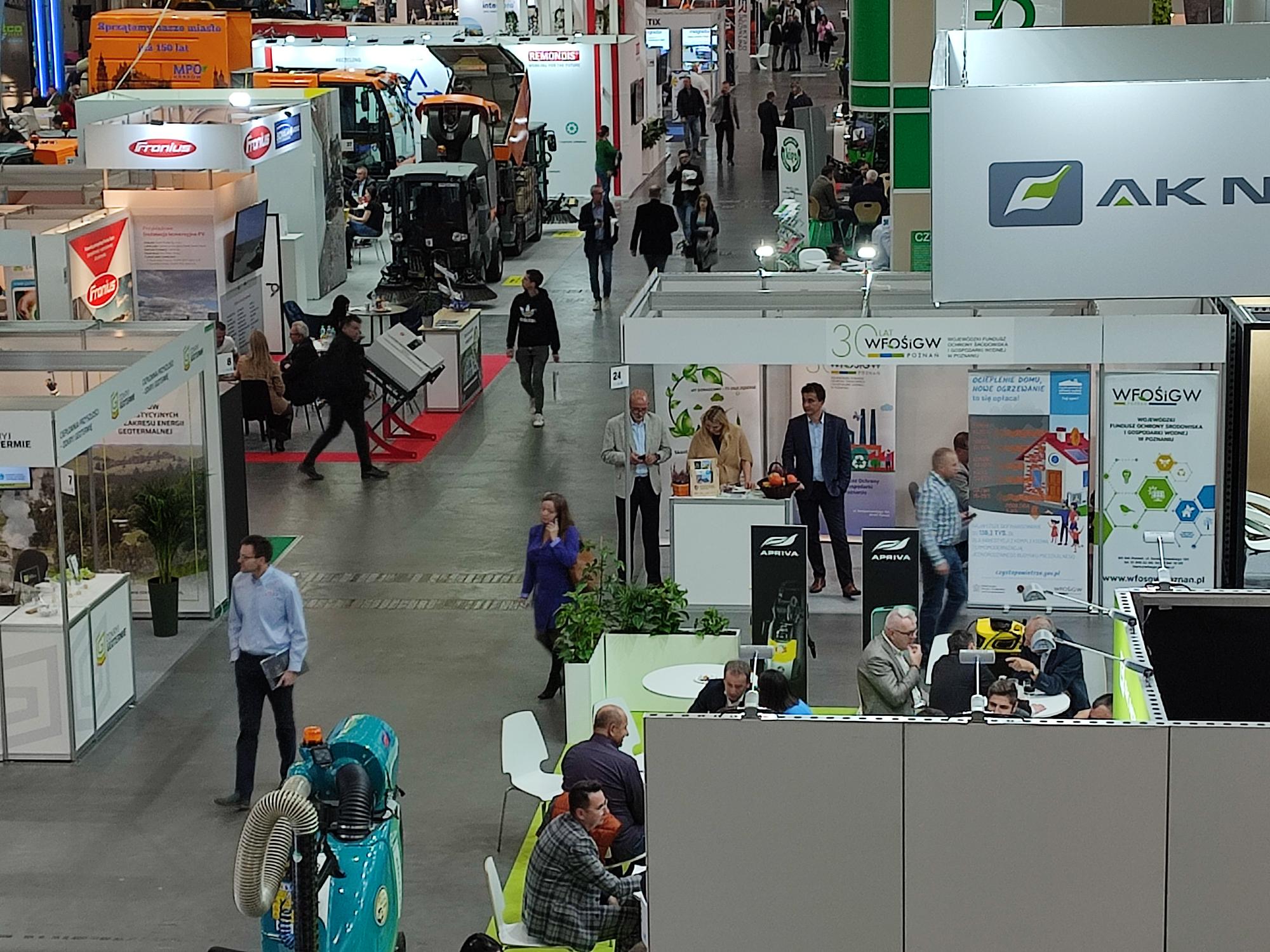 Pawilon i widok na ekspozycje targową