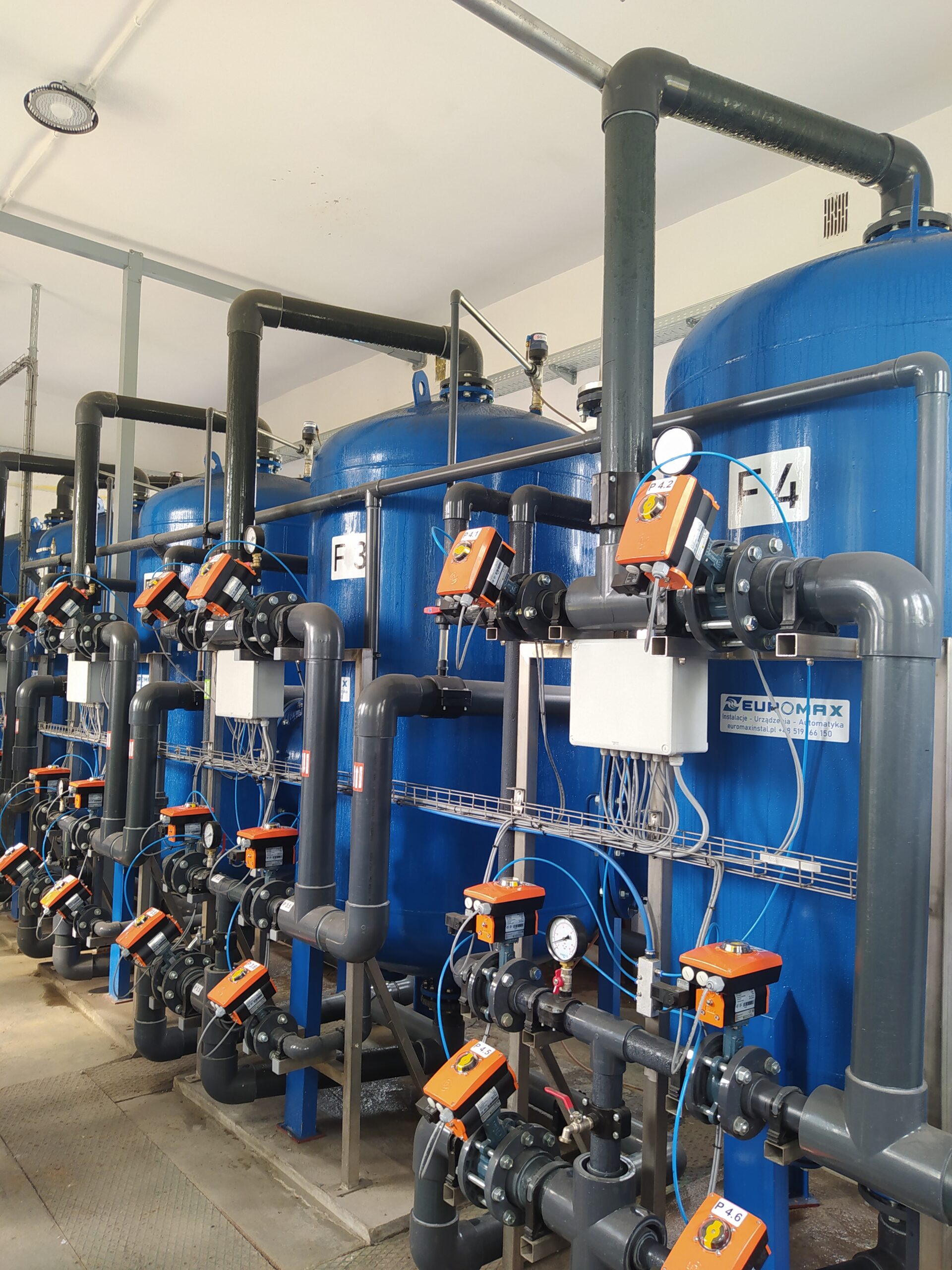 Na zdjęciu urządzenia w spółdzielni energetycznej.