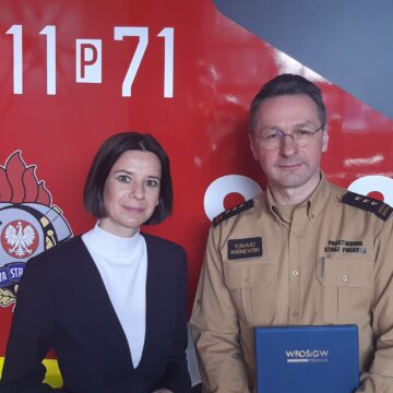 Zastępca Prezesa Zarządu WFOŚiGW w Poznaniu Agnieszka Lewandowska oraz Zastępca Wielkopolskiego Komendanta Wojewódzkiego PSP st. bryg. Tomasz Wiśniewski